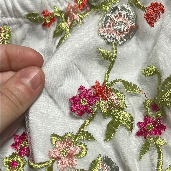 Multicolored Off the Shoulder Ruffled Puff Sleeve Crop Top - Picture 5 of 5